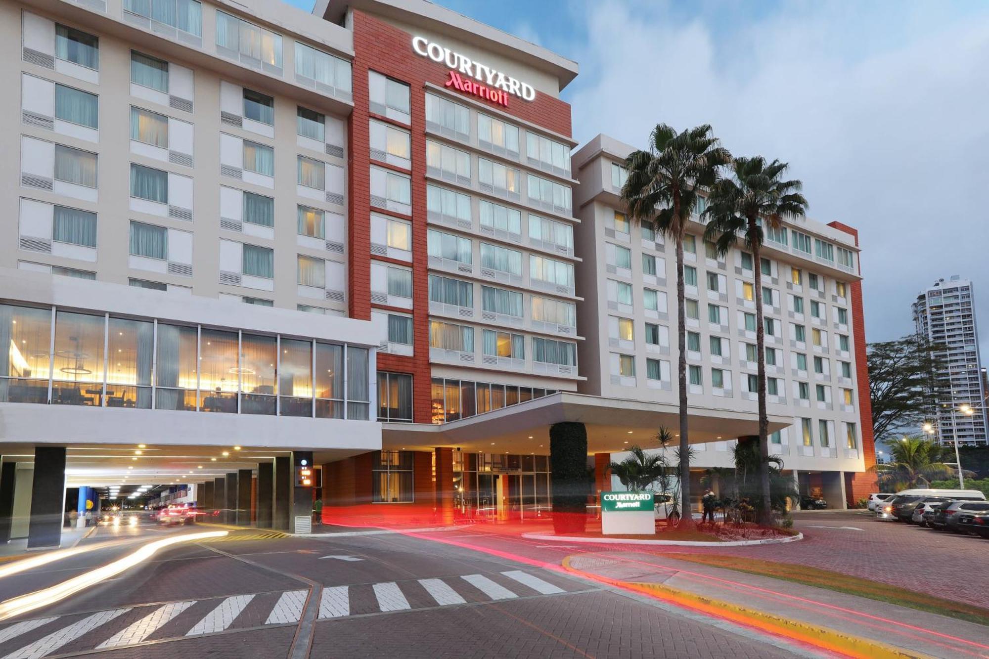 Courtyard By Marriott Panama Multiplaza Mall Екстер'єр фото